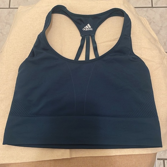 Adidas Women’s training branded Aeroknit Bra - Picture 7 of 7